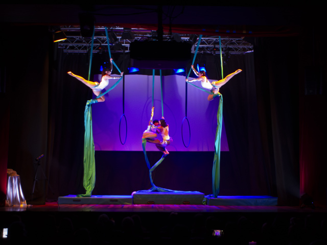 <p>Vertical Scuola Di Circo Sabato Pomeriggio</p>